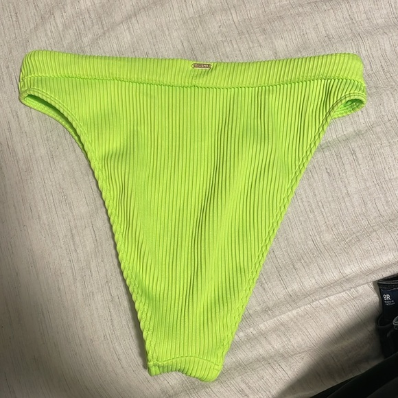 Hollister bikini bottom - Picture 2 of 4